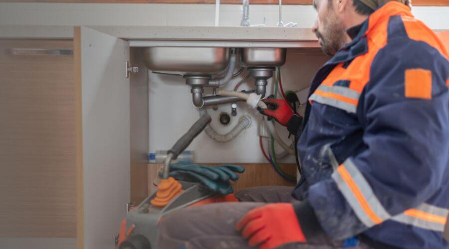 Professional tankless water heater installation services in Lanark Village, FL